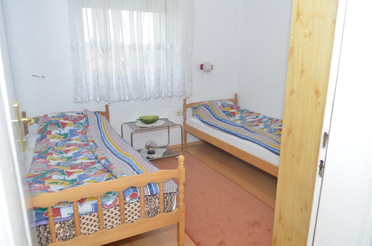 Prenociste Orhideja Hotell Odžak Eksteriør bilde