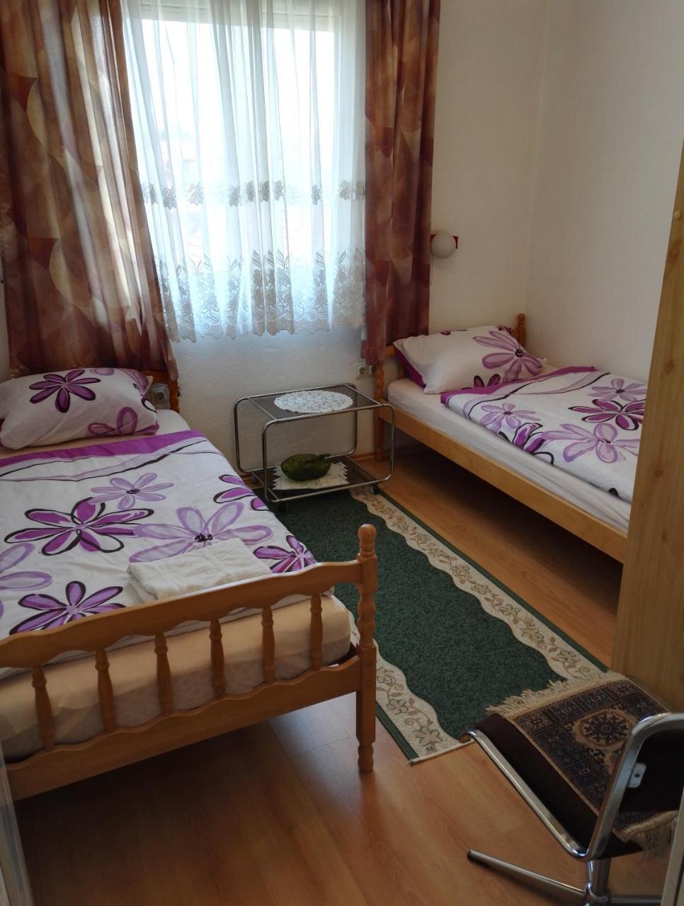 Prenociste Orhideja Hotell Odžak Eksteriør bilde